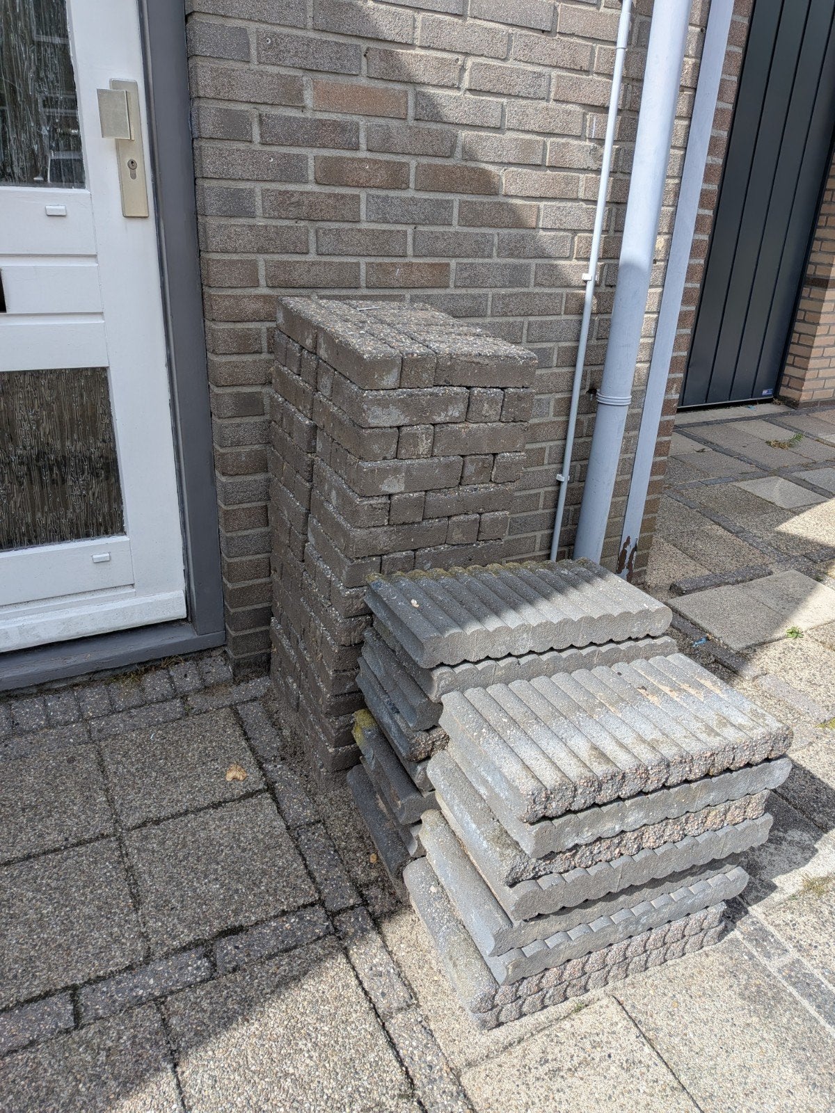 GRATIS, Tuin en Terras, Ophalen, Gebruikt, Beton, Klinkers