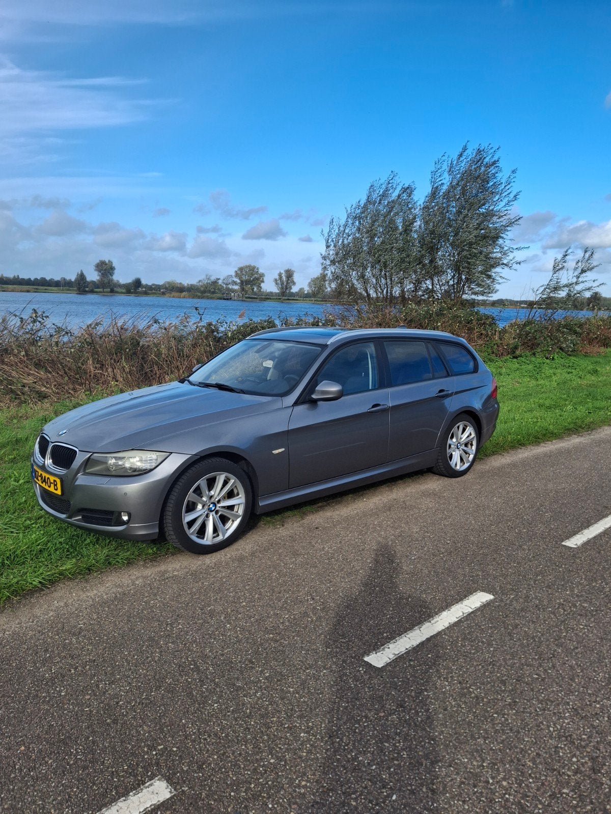 BMW 3-Serie 318i 143pk Aut. 2011 panoramadak full options, Automaat, 1995 cc, 1435 kg, Particulier