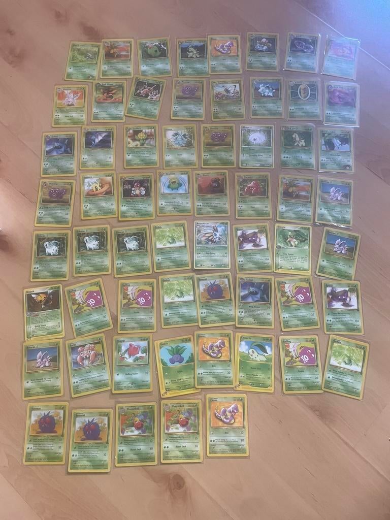 Vintage gras en normaal kaarten, 1e generatie base, Hobby en Vrije tijd, Verzamelkaartspellen | Pokémon, Ophalen, Zo goed als nieuw
