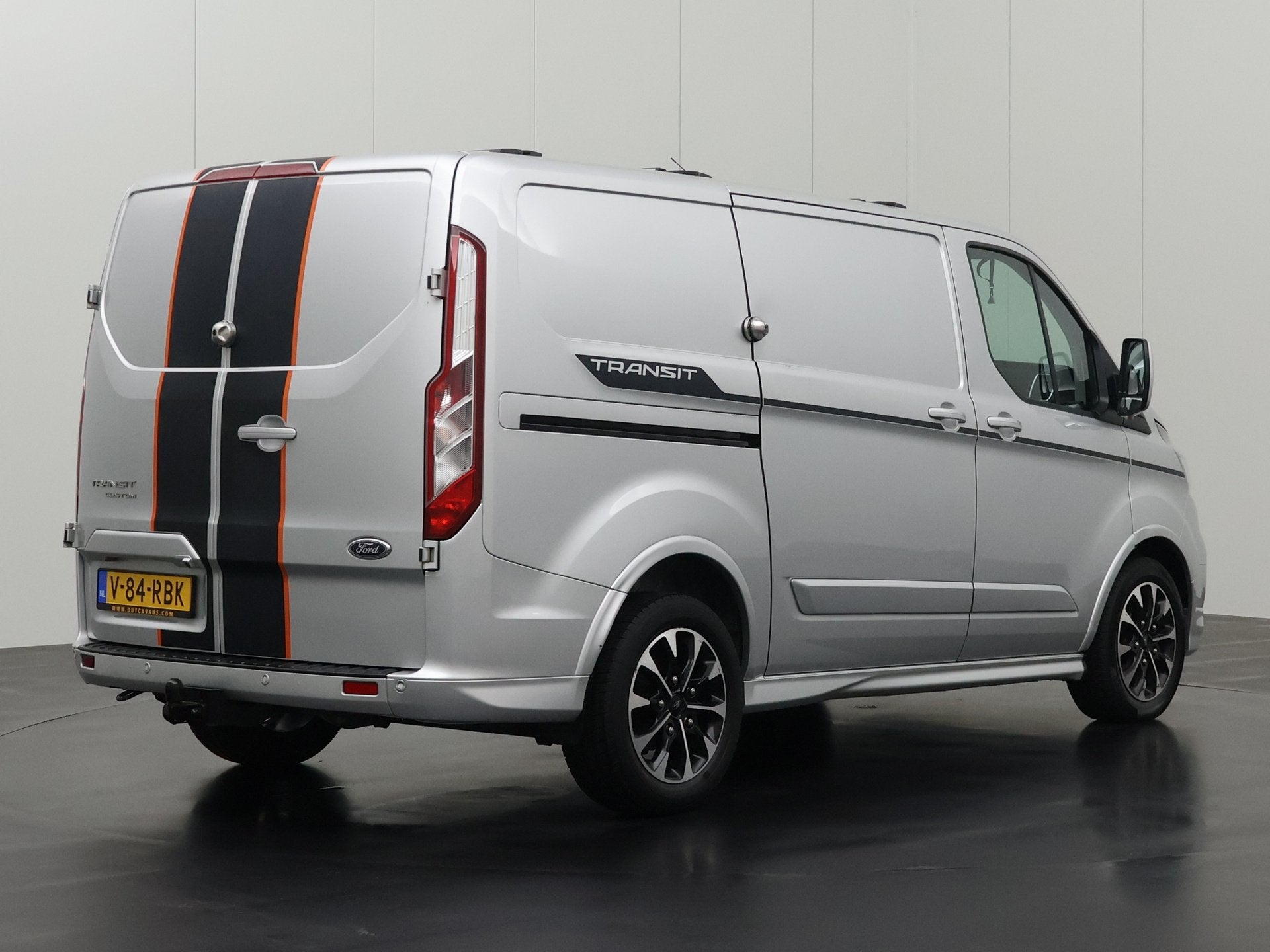 Ford Transit Custom 2.0TDCI 185PK Automaat Sport | Navigatie, Dealer onderhouden, 15 km/l, Euro 6, 4 cilinders