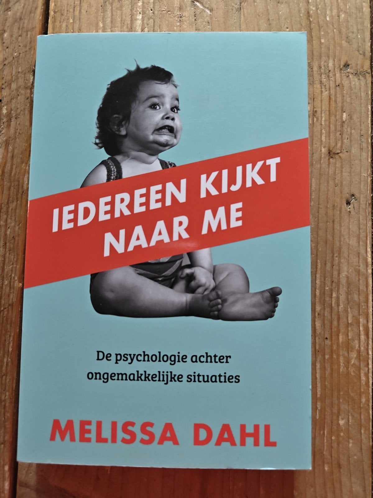 Iedereen kijkt naar me., Ophalen of Verzenden
