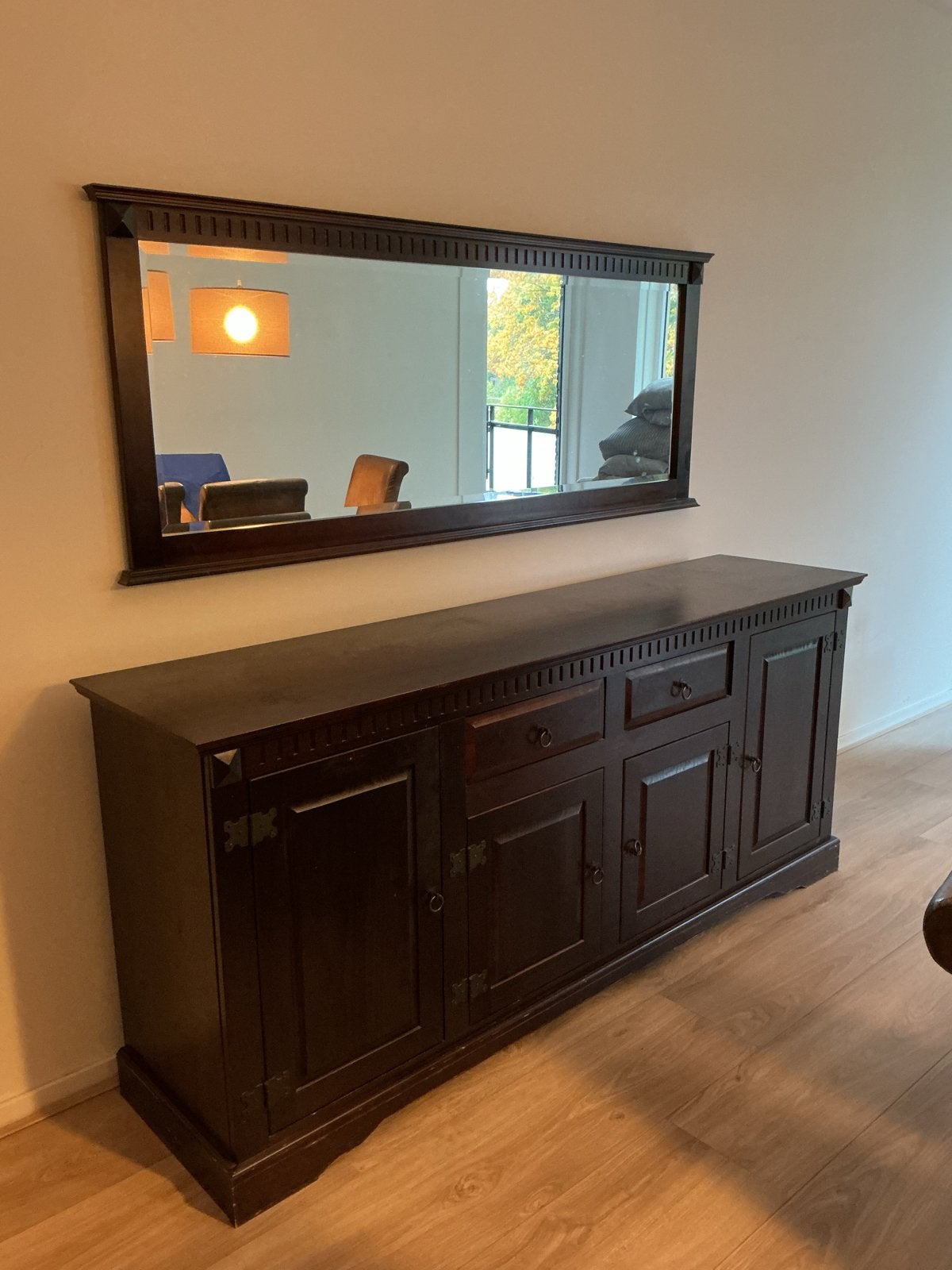 Dressoir met spiegel - Gratis af te halen in Bilthoven, Ophalen, Gebruikt, 200 cm of meer, Met lade(s)