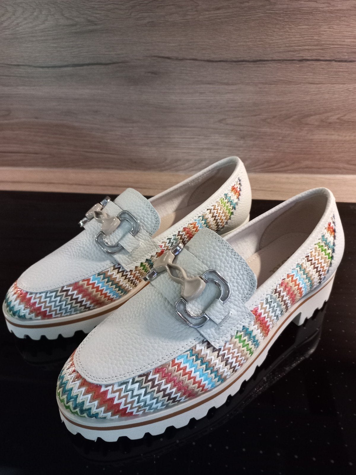 Damesinstappers maat 36 - Beige leer/gevlochten materiaal, Ophalen, Beige, Nieuw, Espadrilles of Moccasins