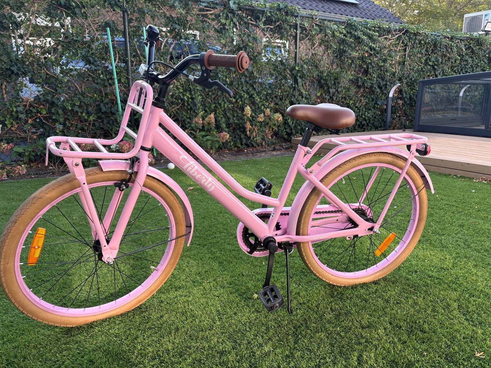 Roze Liberty Cortego 22 inch fiets slechts 1 jaar oud, Fietsen en Brommers, Fietsen | Dames | Damesfietsen, Ophalen, Gebruikt