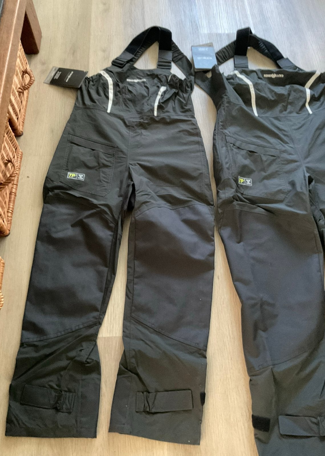 2x zeiloverall longjohn zeilbroek nieuw grijs dames S + M, Ophalen of Verzenden, Zo goed als nieuw, Dame, Zeilbroek