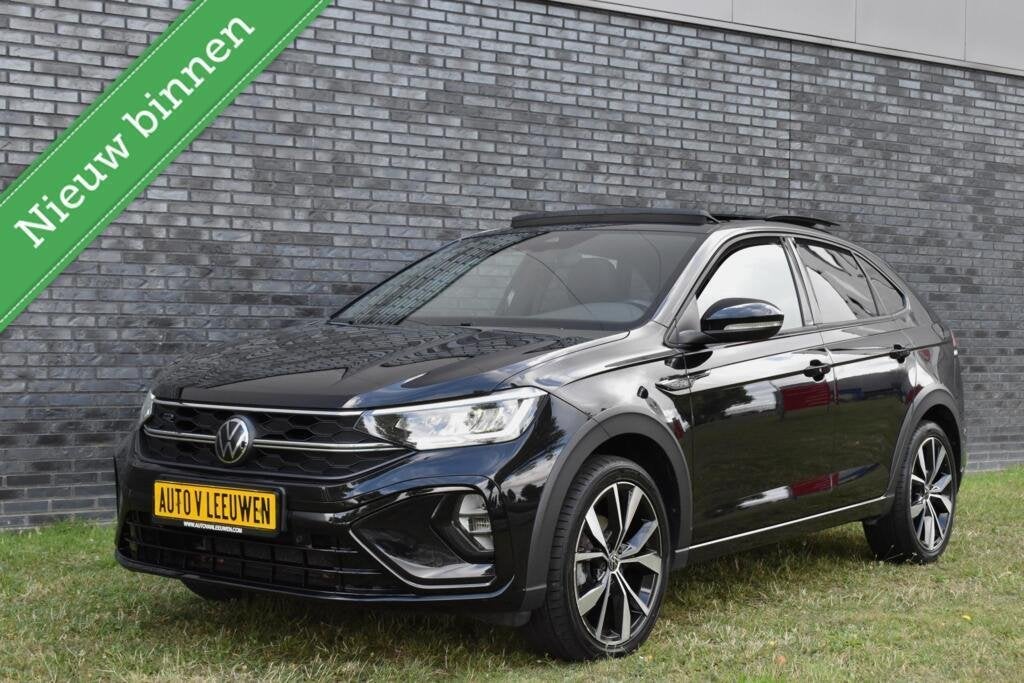 Volkswagen Taigo Turbo R-Line PANODAK/CAMERA/ACC/VIRTUAL COC, Gebruikt, Euro 6, Met garantie (alle), Zwart