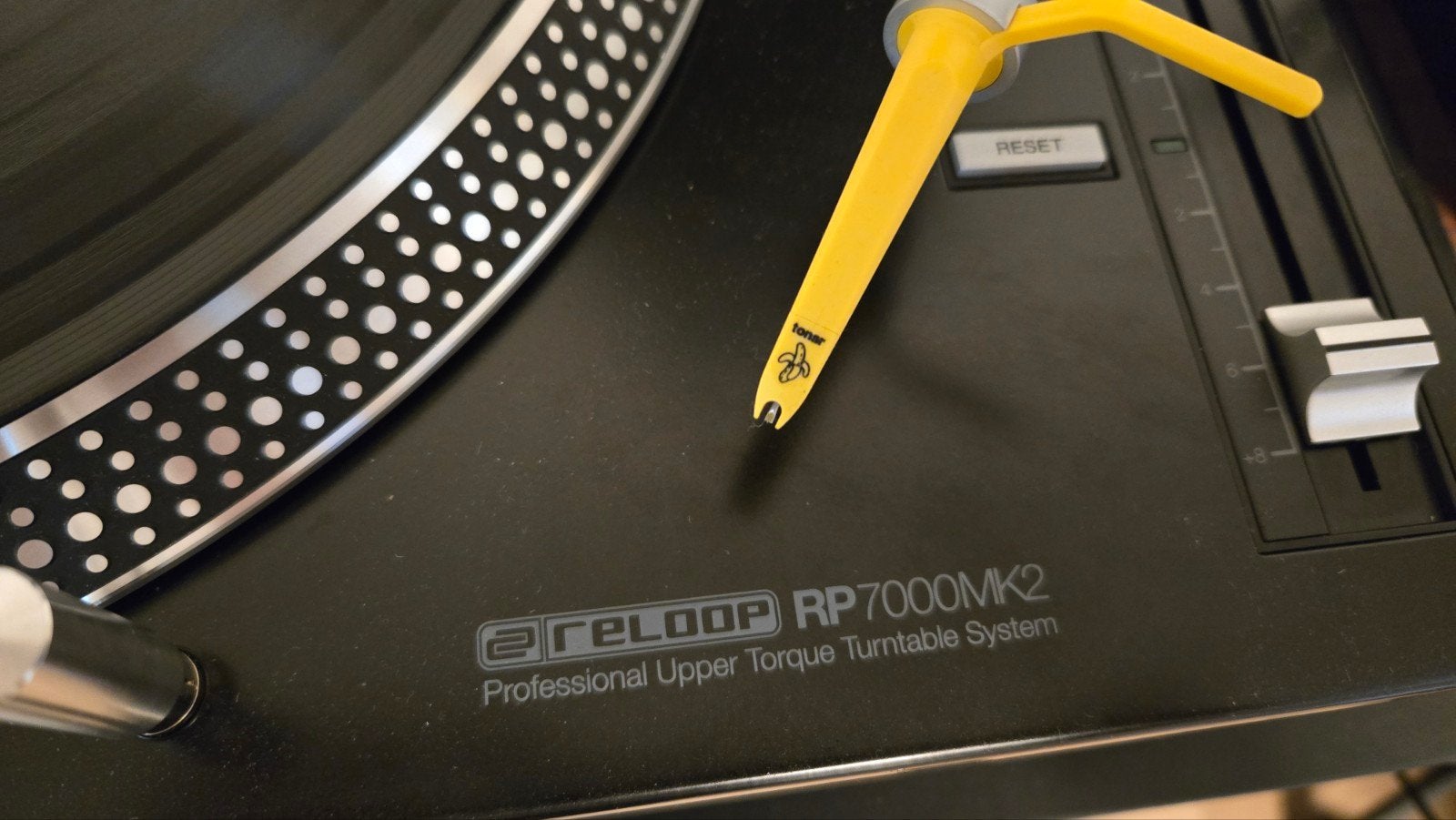 Foto 5 van Complete DJ-set: Reloop RP7000MK2,Pioneer DJM-600, KRK Rokit