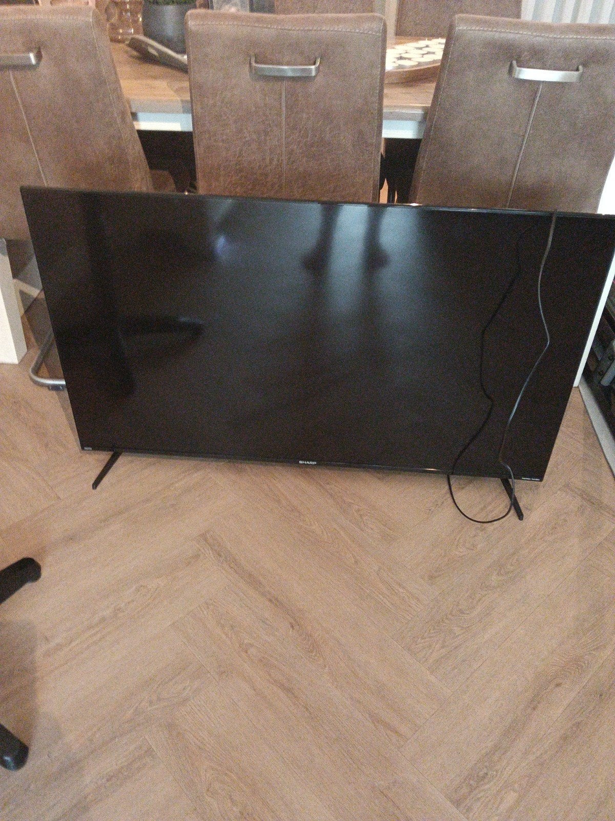 Sharp TV met mankementen - Ideaal voor de hobbyist, Audio, Tv en Foto, Televisies, Ophalen of Verzenden, Niet werkend, 100 cm of meer
