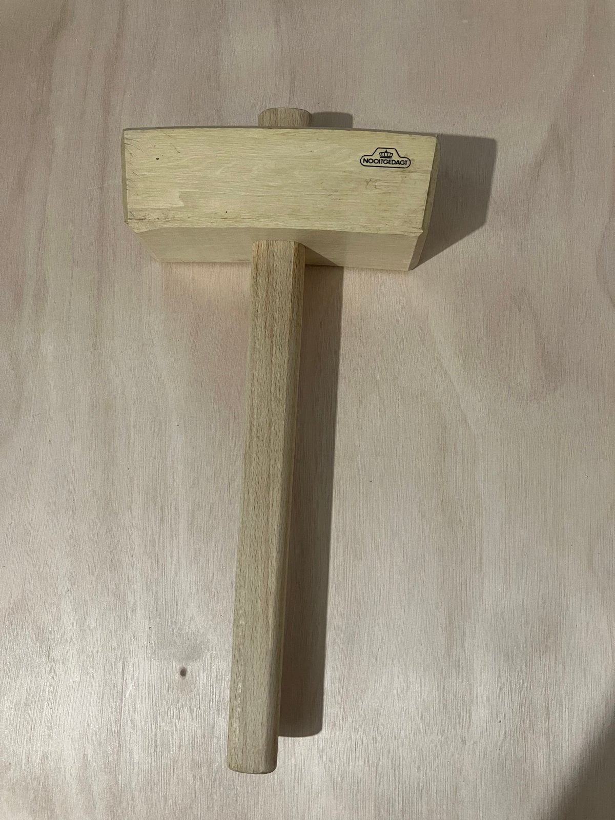 Nooitgedagt houten hamer. Weinig gebruikt, Ophalen of Verzenden, Zo goed als nieuw, Hamer, Nooitgedacht