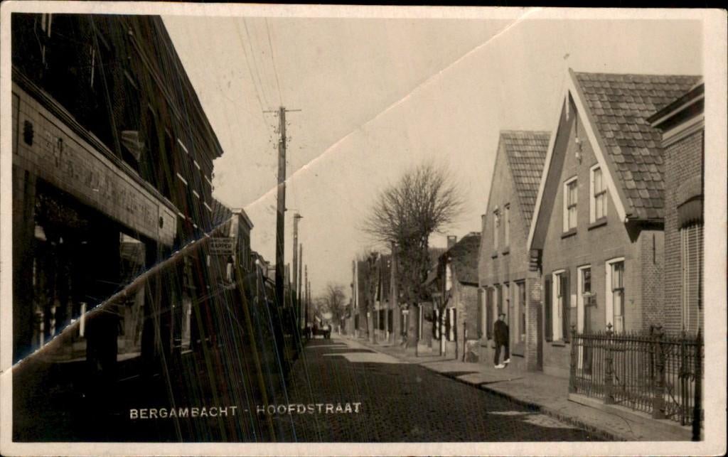 Bergambacht - Hoofdstraat - Bromografia Fotokaart, Verzamelen, Ansichtkaarten | Nederland, Ophalen of Verzenden, 1920 tot 1940