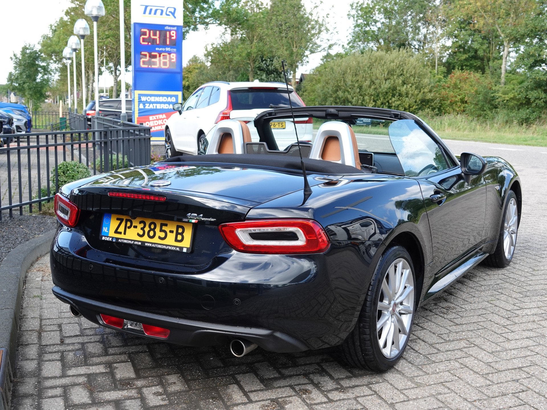Fiat 124 Spider 1.4 MultiAir Turbo Lusso VOL LEER | CRUISE |, 1025 kg, Achterwielaandrijving, 4 cilinders, Cabriolet