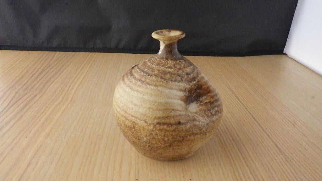 mooie lichtbruin gevlamde vaas, Gebruikt, Overige kleuren, Aardewerk of Porselein, Ophalen of Verzenden