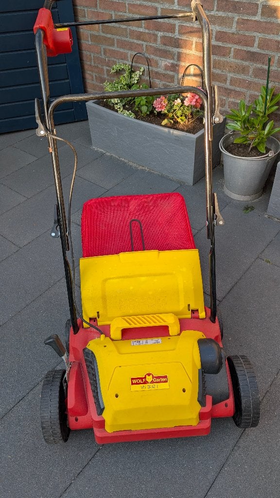 Wolf-Garten VS 302 E Verticuteermachine, Tuin en Terras, Verticuteermachines, Zo goed als nieuw, Elektrisch, Ophalen