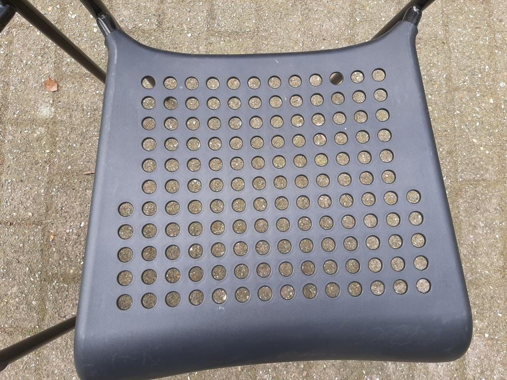 2 zwarte IKEA Adde stoeltjes, Ophalen