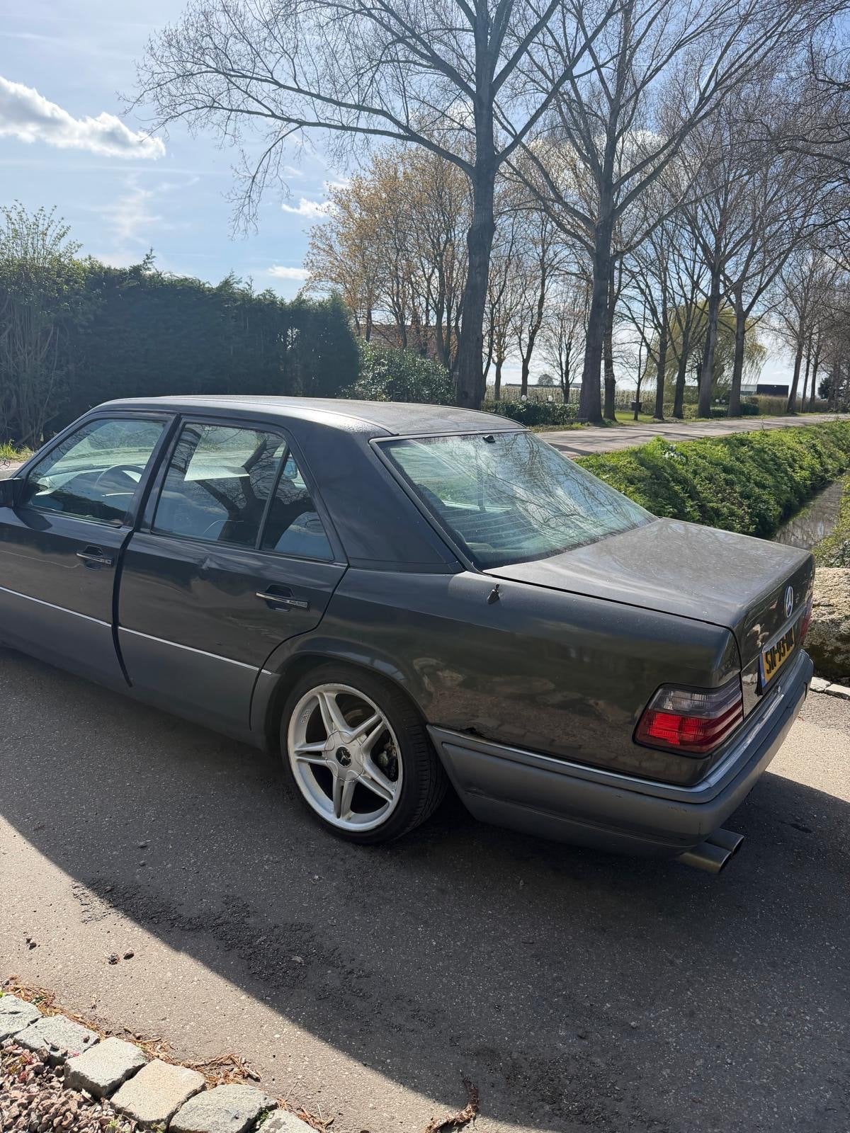 Mercedes-Benz 200-Serie 2.6 260 E AUT 1987 Zwart met leer, Auto's, Automaat, Achterwielaandrijving, 2599 cc, Zwart