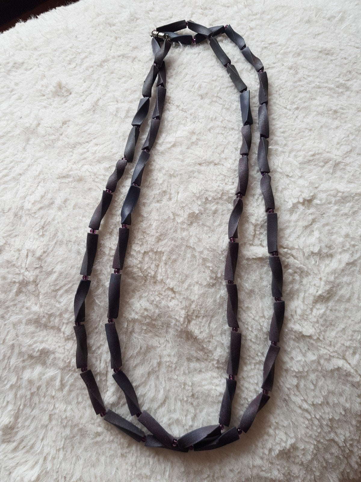 Lange ketting met antraciet kralen, Ophalen of Verzenden, Gebruikt, Paars, Overige materialen
