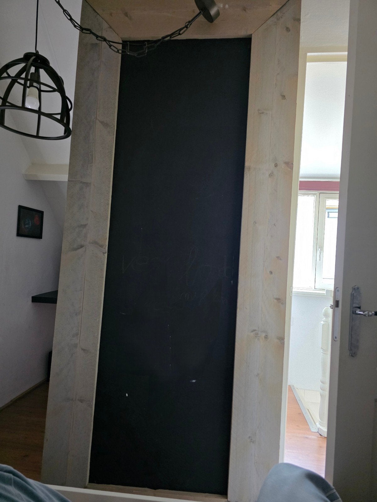 Groot krijtbord met steigerhouten lijst (100x240cm), Huis en Inrichting, Ophalen, Hout, Zwart, Overige stijlen
