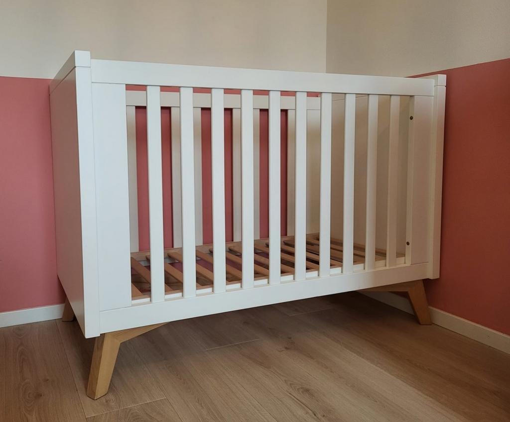 Ledikant TWF wit + aerosleep matras als nieuw, Ophalen, Zo goed als nieuw, Ledikant