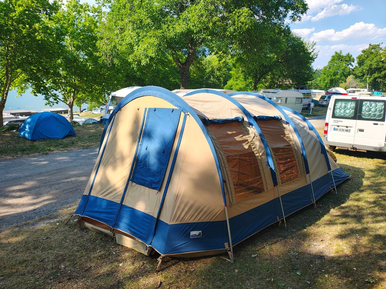 Vrijbuiter Michigan 4 persoons tent, Caravans en Kamperen, Tenten, Ophalen, Gebruikt, Tot en met 4