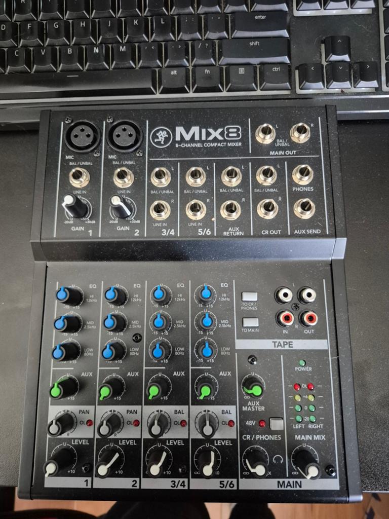 Mackie mix8 zonder adapter, Ophalen