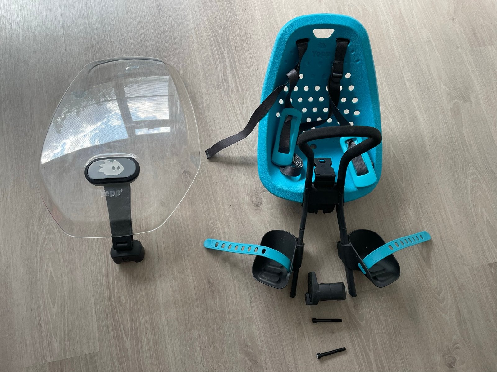 Yepp Mini fietsstoeltje met windscherm ocean blue, Ophalen, Voorzitje, 0 t/m 13 kg, Gebruikt