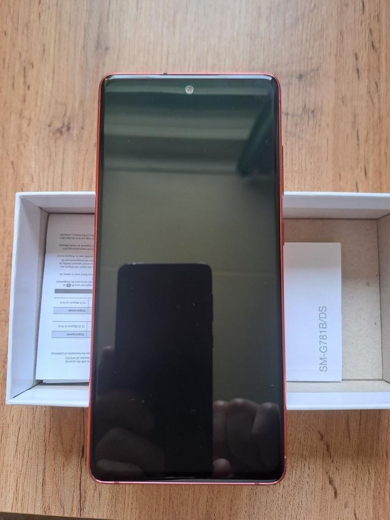 Samsung S20 FE 5G 128GB Cloud Red + 64GB SD-kaart & accessoi, Telecommunicatie, Mobiele telefoons | Samsung, Galaxy S20, Touchscreen