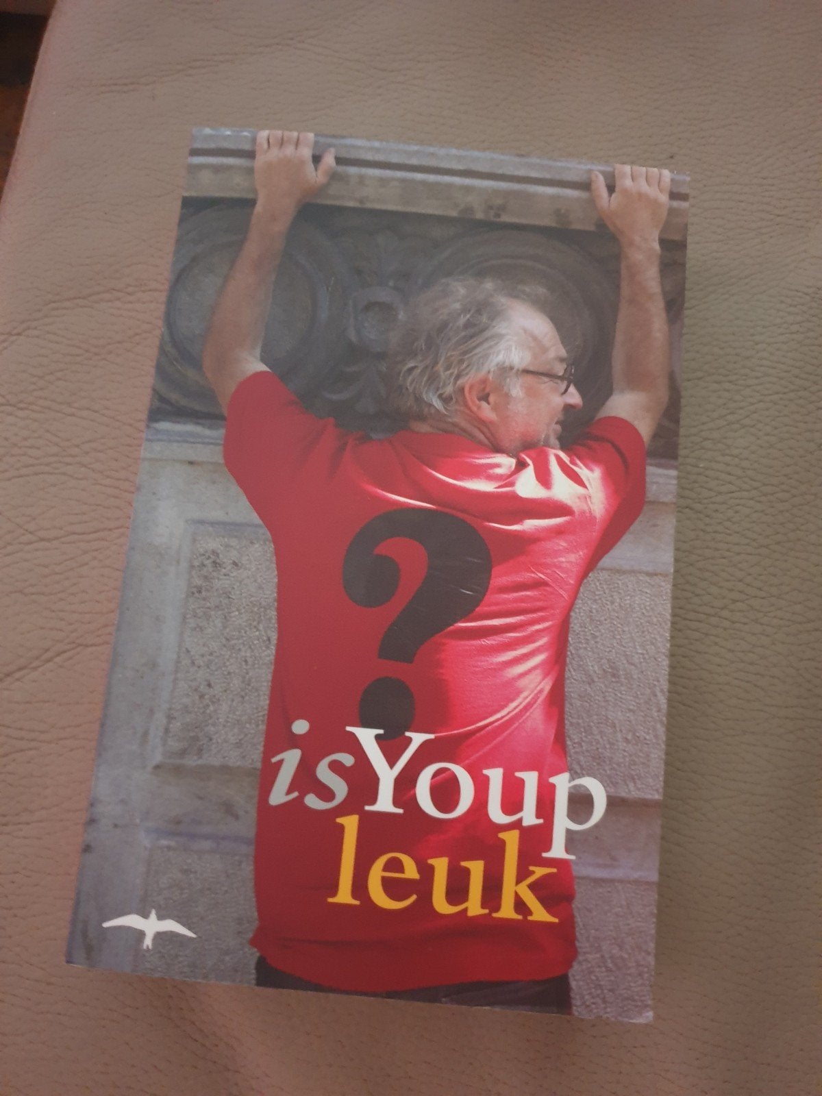 Is Youp Leuk - Youp van 't Hek (Boek), Ophalen of Verzenden, Gelezen, Youp van 't Hek, Anekdotes en Observaties