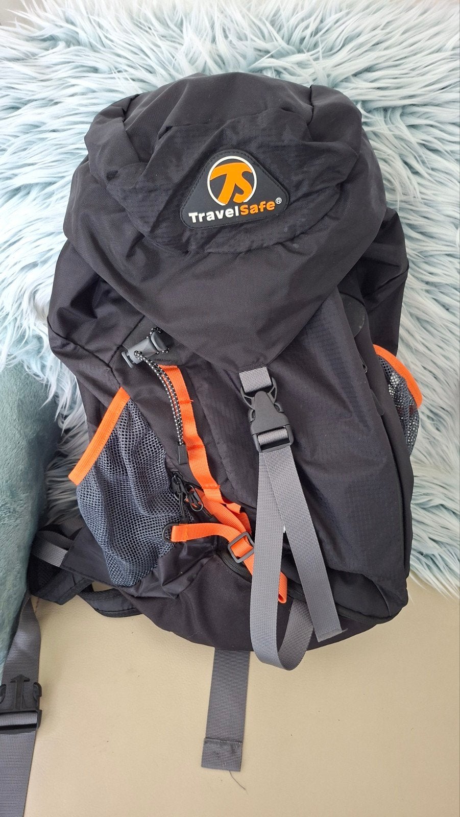 Travelsafe Tour 22 Reistas. Zwart met oranje accenten., Sieraden, Tassen en Uiterlijk, Ophalen, 20 tot 30 cm, Zwart, Minder dan 40 cm