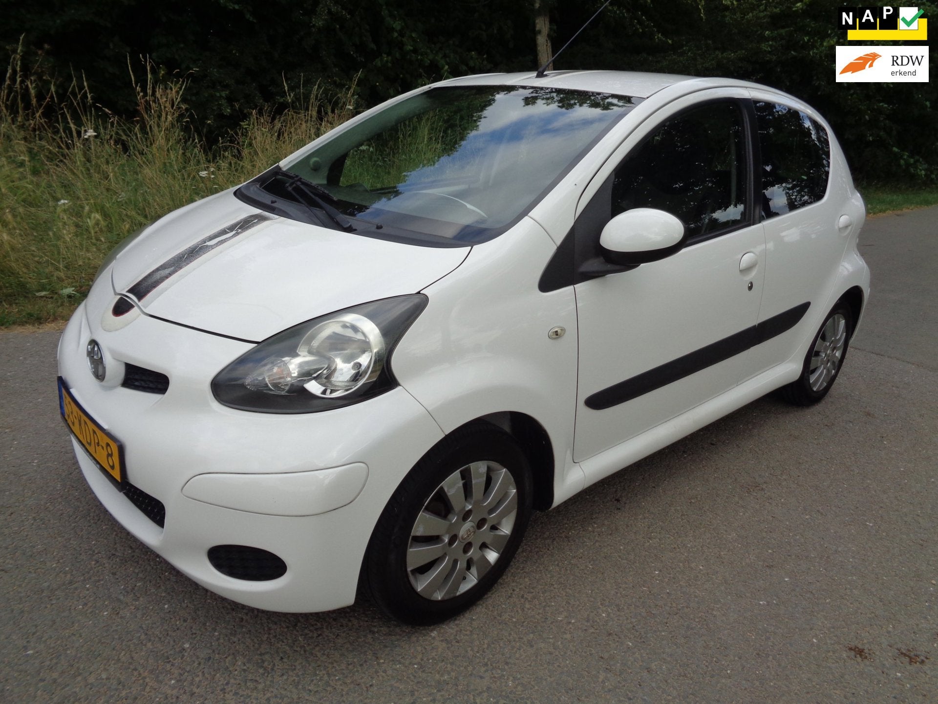 Toyota Aygo 1.0-12V Xcite White Airco!5Drs!2010!112000 KM!, Auto's, Toyota, Voorwielaandrijving, Gebruikt, 4 stoelen, Origineel Nederlands