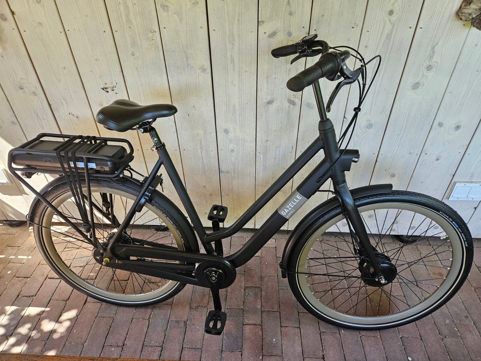 Nieuwe Electrische  Gazelle Esprit 7 Versn. 59 cm 28 inch., Ophalen, Versnellingen, Zo goed als nieuw, 57 tot 61 cm