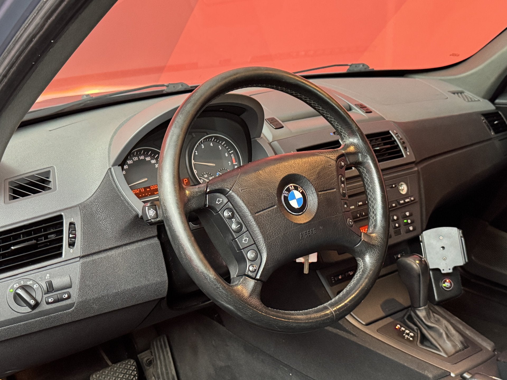 BMW X3 3.0i Executive | LPG | Automaat | Trekhaak | Apk 10-1, Auto's, Automaat, 232 pk, Gebruikt, Zwart