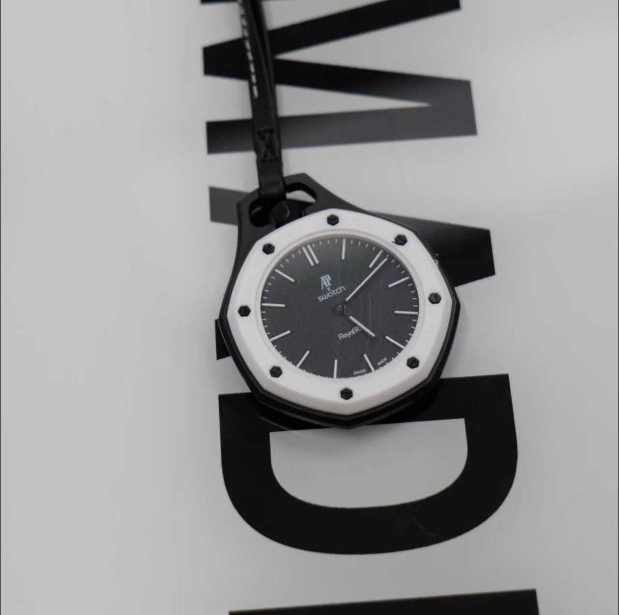 AP X SWATCH royal pop, Ophalen of Verzenden, Nieuw, Jongen of Meisje