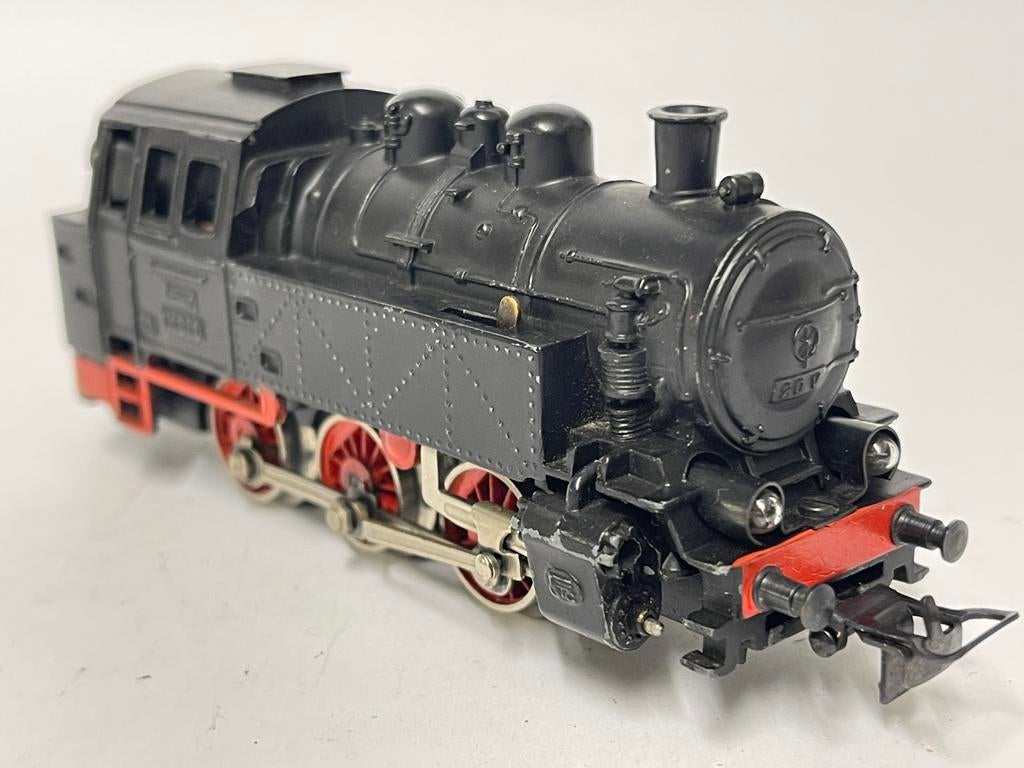 ** COLLECTORS ITEM ** RODE DOOS ** Märklin TM 800 **, Wisselstroom, Locomotief, Ophalen of Verzenden, Zo goed als nieuw