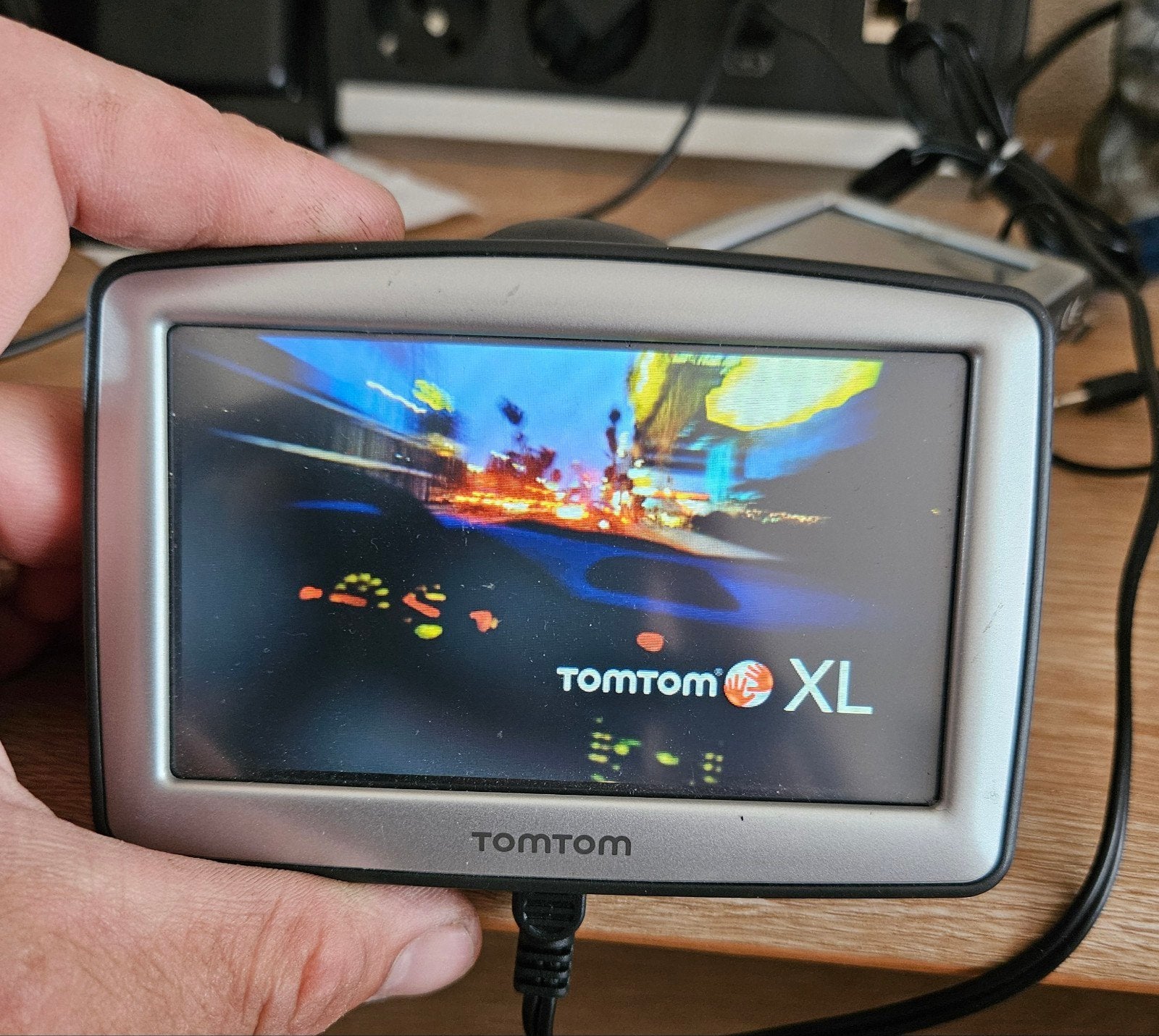 TomTom XL Navigatiesysteem met houder, Auto diversen, Autonavigatie, Ophalen of Verzenden