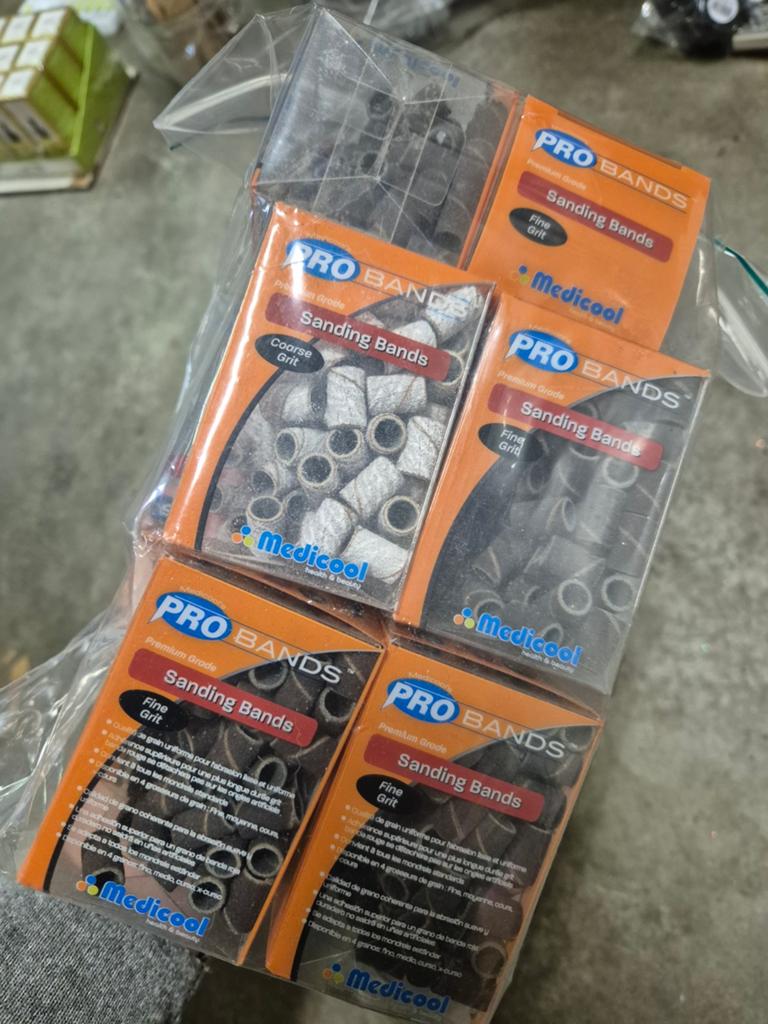 Nieuw 2x sanding bands voor sanding barrel freesbit, Overige kleuren, Nieuw, Ophalen of Verzenden, Handen en Nagels