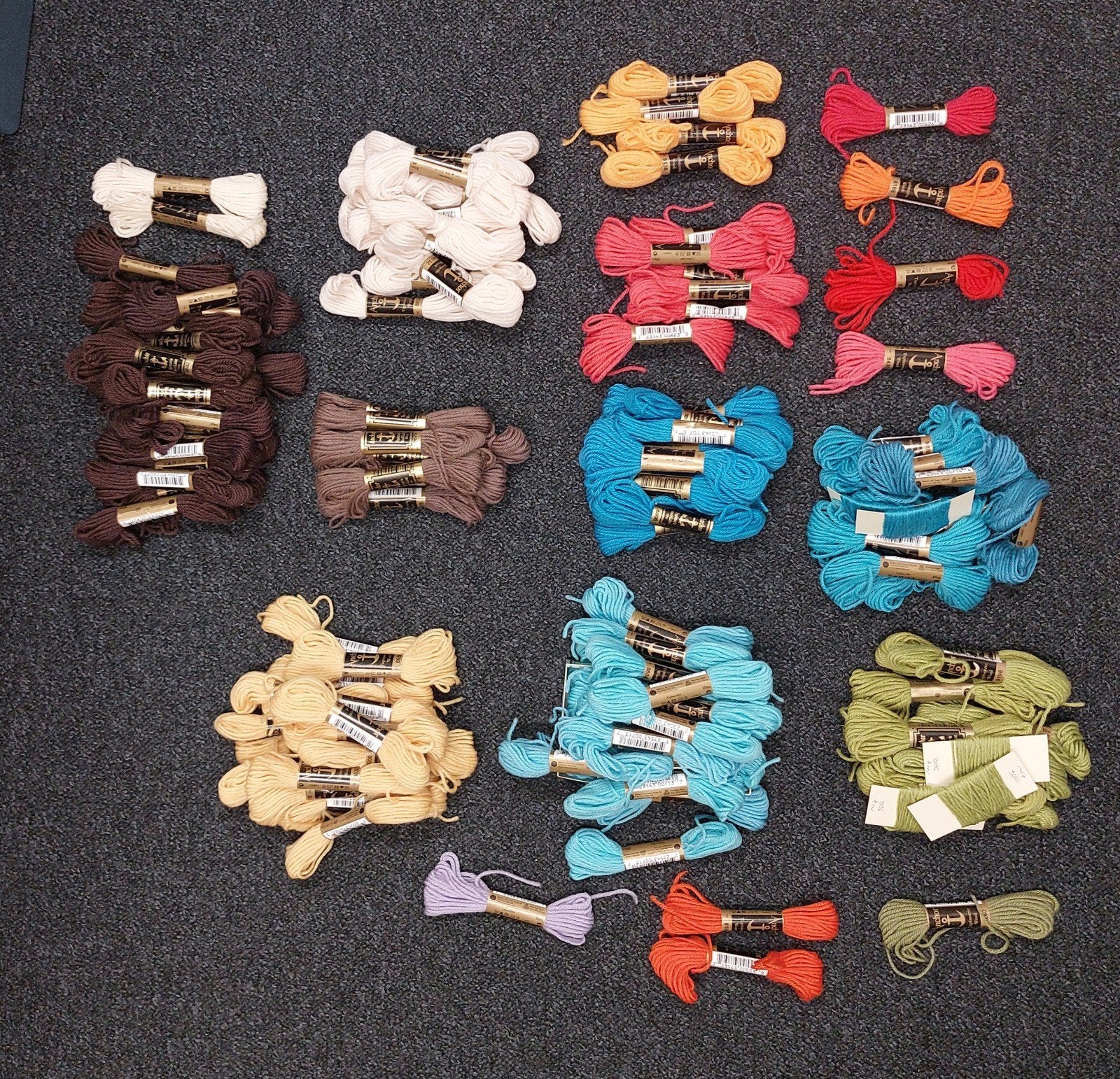 Grote partij Anchor tapisserie wol - diverse kleuren, Hobby en Vrije tijd, Ophalen of Verzenden, Nieuw, Handborduren, Borduurgaren of Zijde