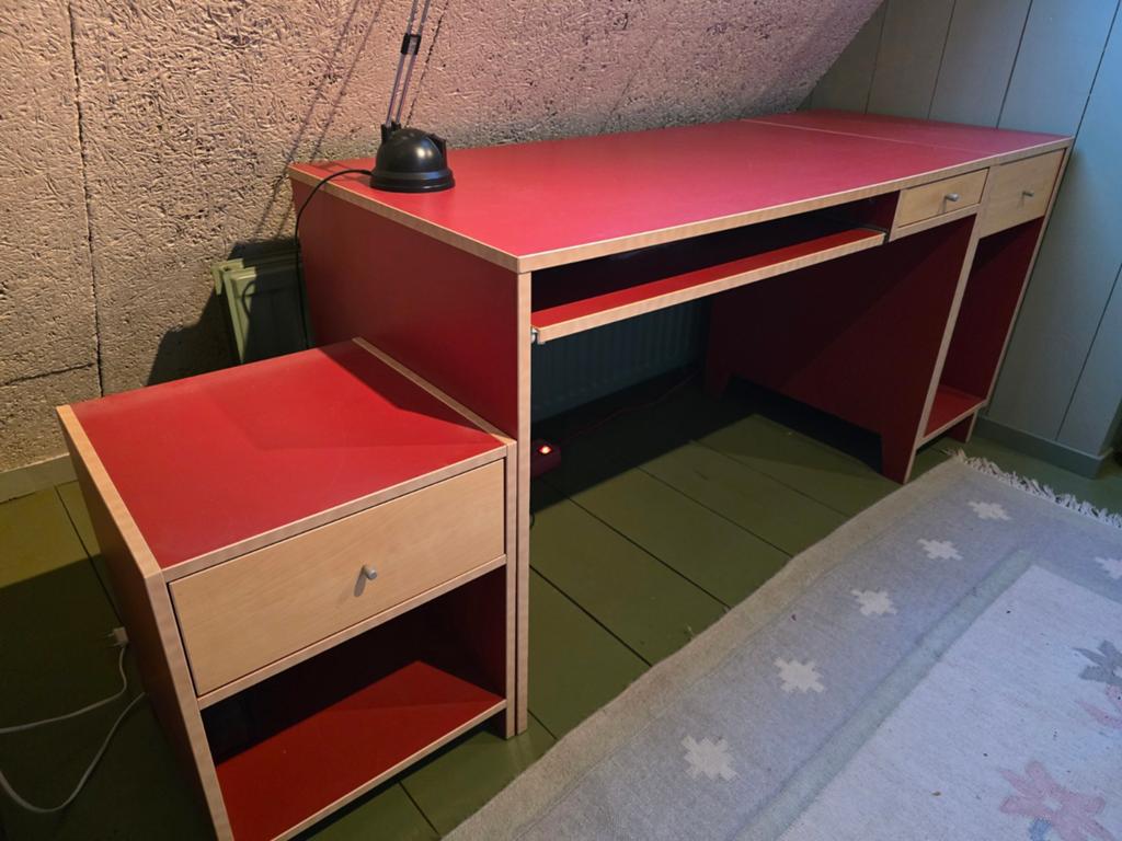 Rode IKEA ROBIN Bureauset | Vintage | 5-delig incl. stoel, Huis en Inrichting, Bureaus, Ophalen, Met lades, Gebruikt, Spaanplaat of MDF