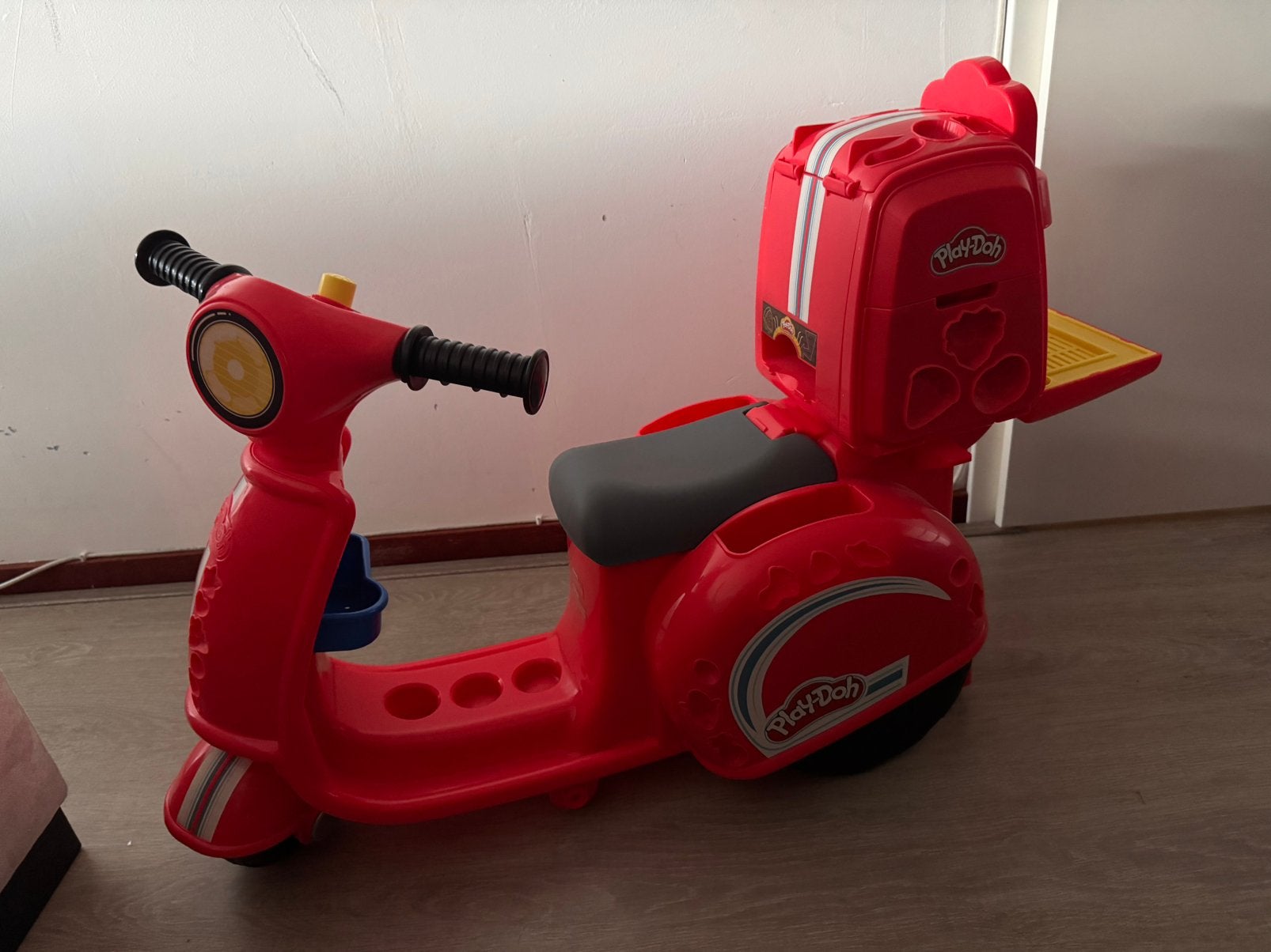 Play doh scooter. En extras, Kinderen en Baby's, Gebruikt