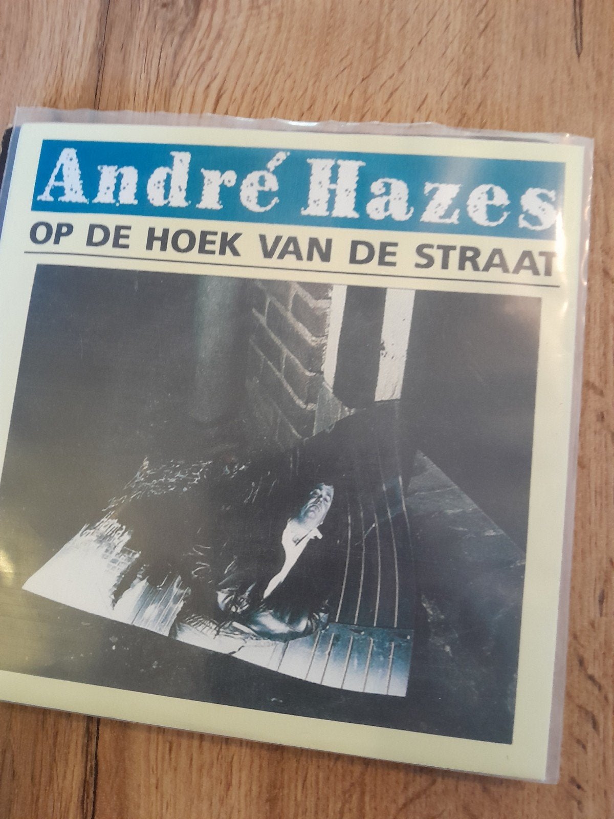 andre hazes 7inch op de hoek van de straat, Cd's en Dvd's, Vinyl Singles, Ophalen of Verzenden, Zo goed als nieuw, Nederlandstalig