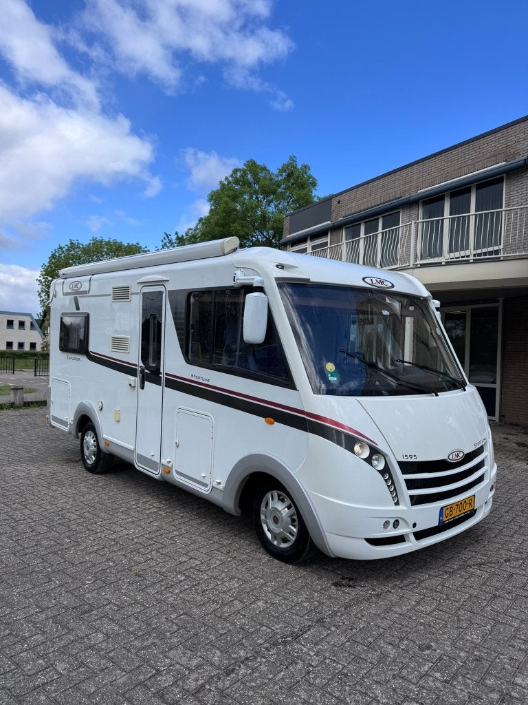 LMC Explorer Sportline I595 | Automaat | Zonnepaneel | 2.3 T, Standaard zit, Ringverwarming, Luifel, Fiat