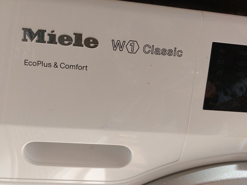 Miele W1 wasmachine – €50 – ophalen Amsterdam, Ophalen, Gebruikt, Voorlader, 85 tot 90 cm