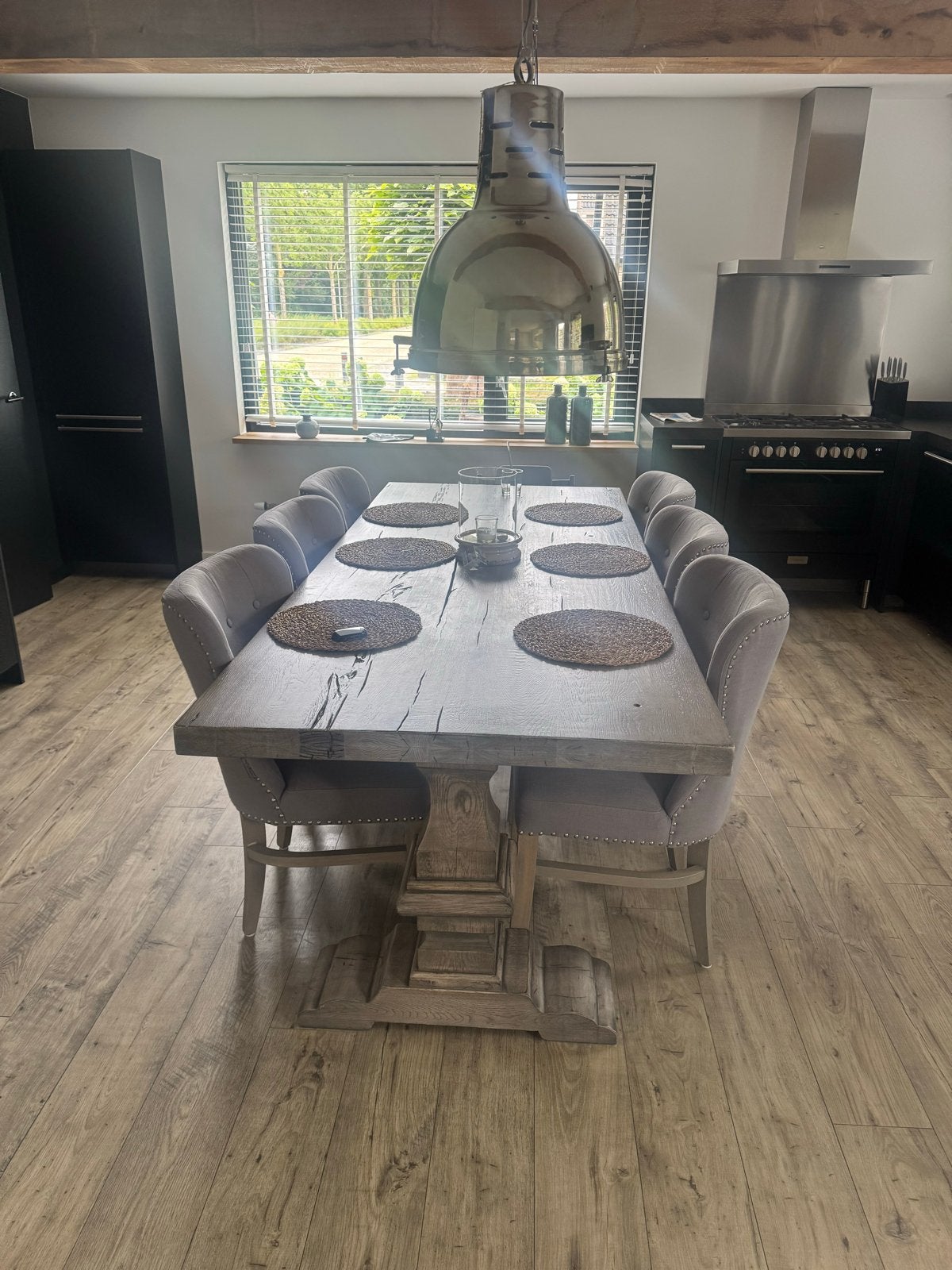 Robuuste eettafel met 6 stoelen - Landelijke stijl, Huis en Inrichting, Tafels | Eettafels, Ophalen, 100 tot 150 cm, 200 cm of meer