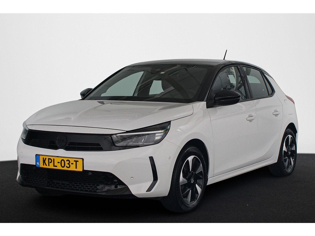 Opel CORSA-E Electric GS 50 kWh SOH 98% Apple CarPlay Achter, Auto's, Automaat, 136 pk, Gebruikt, Parkeersensor