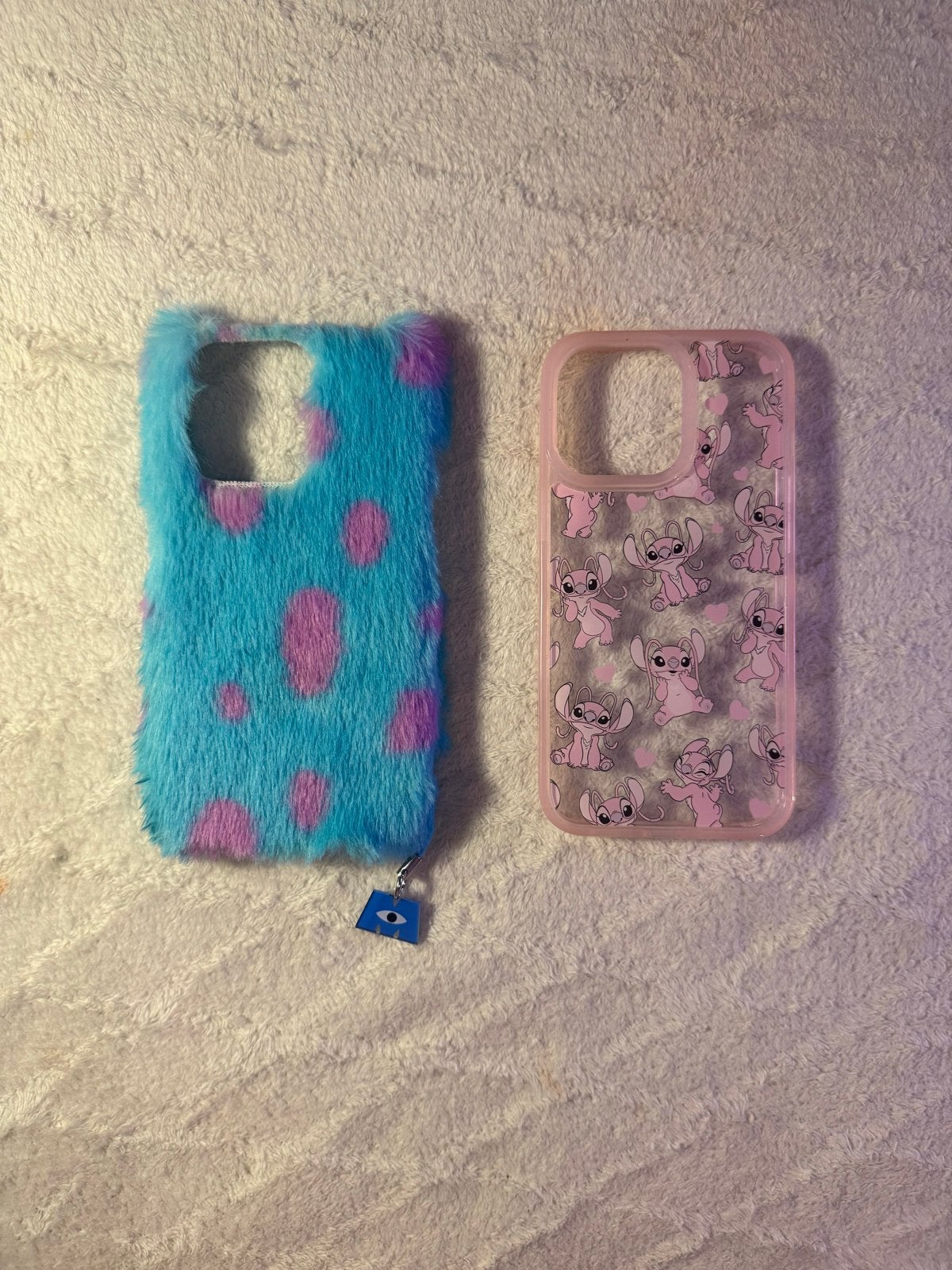 2 telefoonhoesjes voor iPhone 15 Pro en iPhone 13 Pro, Kunststof, Gebruikt, Hoesje of Tasje, Ophalen of Verzenden