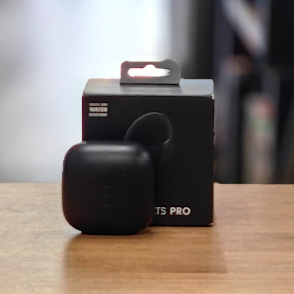Powerbeats Pro Wireless Oordopjes | Zwart - Netjes, Flex Ltd., Zo goed als nieuw, https://flex.com/contact-us, Nobelstraat 10, 5807 GA Oostrum LB, Limburg, Nederland