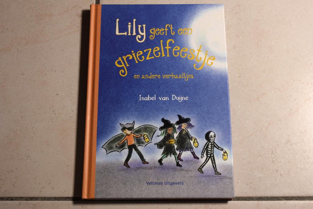 Lily geeft een griezelfeestje / Isabel van Duijne  , Ophalen of Verzenden, Zo goed als nieuw, Fictie algemeen