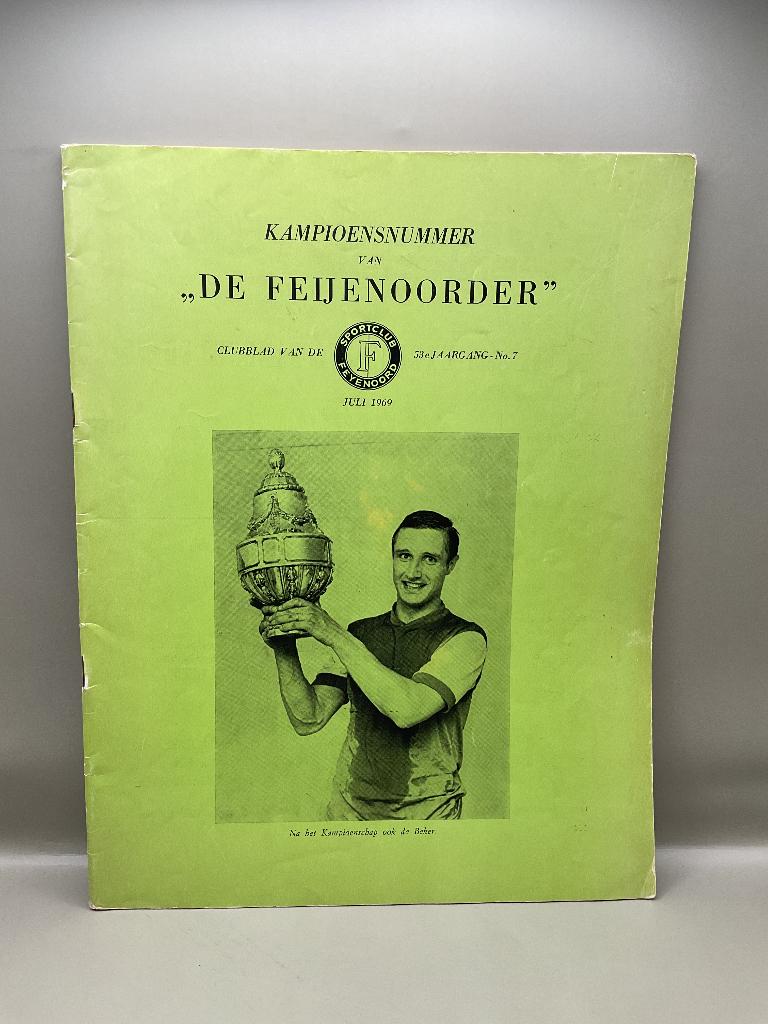 Oud Feyenoord clubblad de Feijenoorder 1969, Ophalen of Verzenden, Gebruikt, Feyenoord, Boek of Tijdschrift