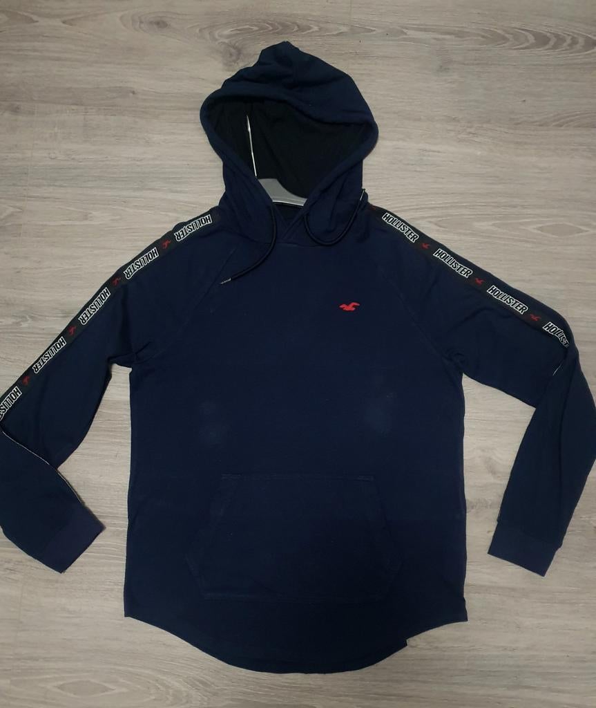 Hollister hoodie donkerblauw met logo op mouwen, Ophalen of Verzenden, Zo goed als nieuw, Hollister, Maat 48/50 (M)