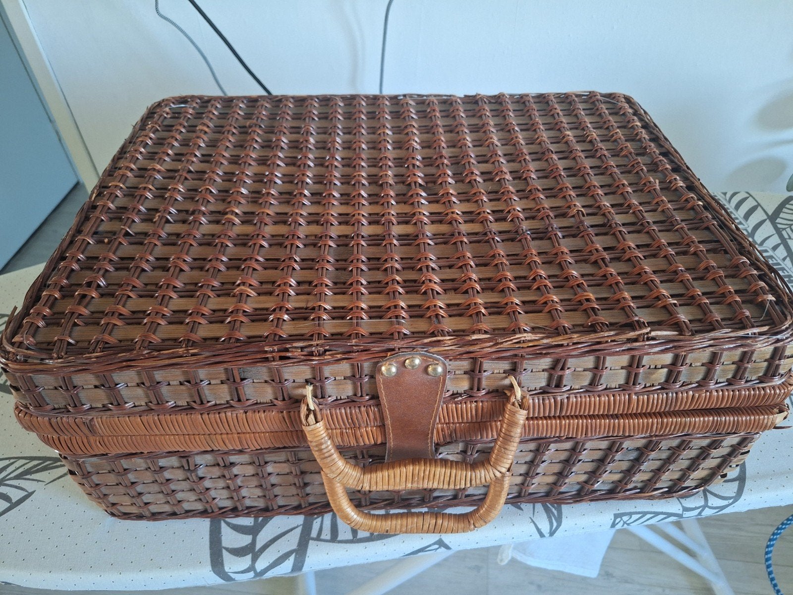 Vintage Picknickmand met Bestek en Servies, Ophalen, Gebruikt, Zonder inhoud