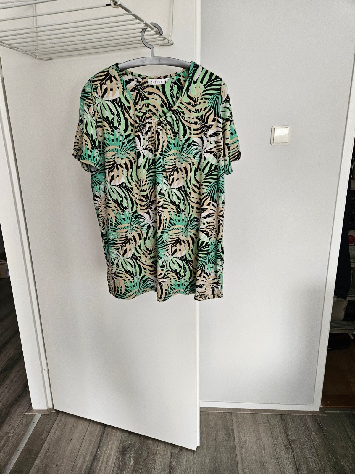 shirt zhenzi maat s valt ruim= maat 44, Zhenzi, Overige kleuren, Maat 46/48 (XL) of groter, Ophalen of Verzenden
